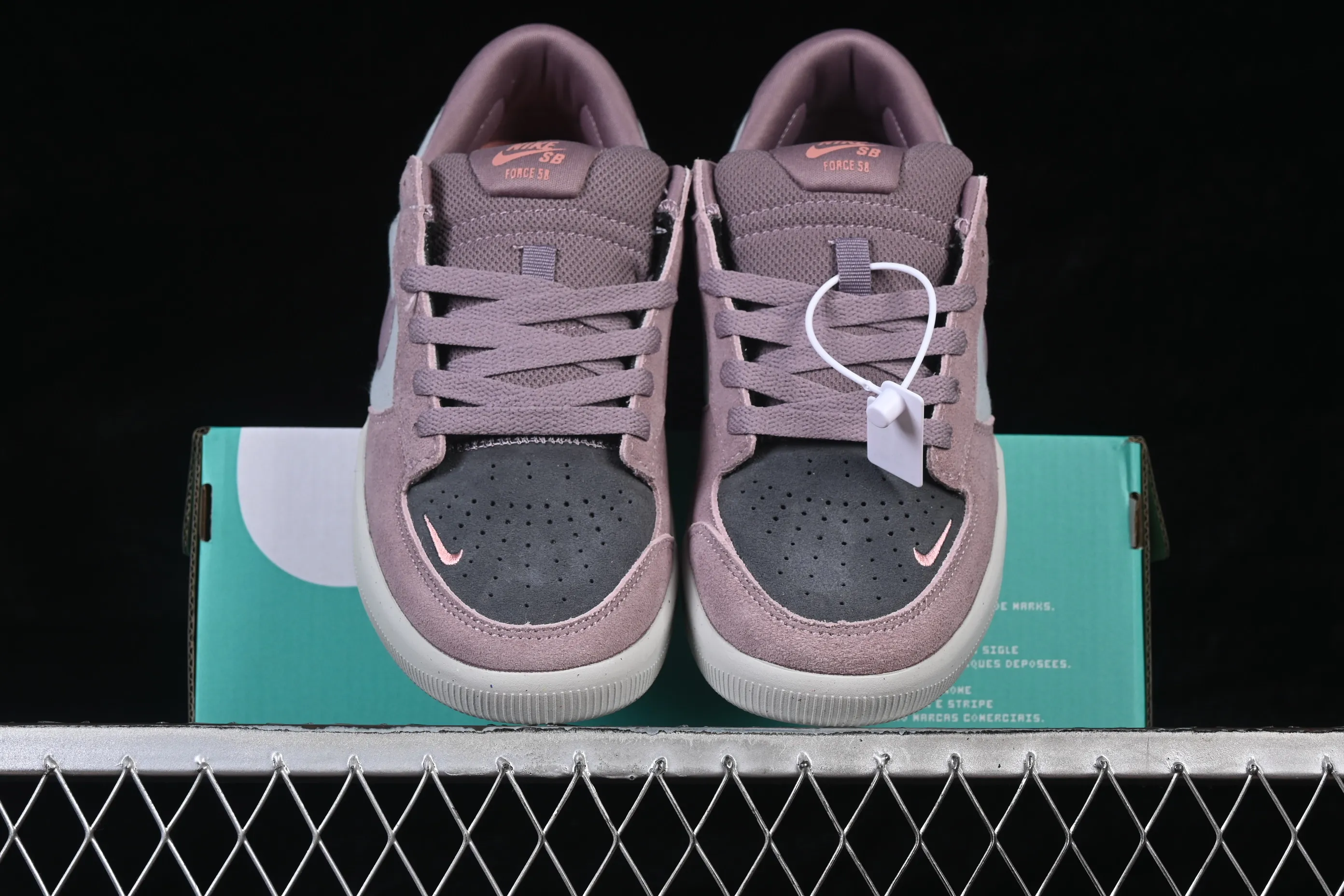 All categories Nk SB Dunk series Nk Force 58 simplified skateboard shoes Nike SB Force 58 Nike simplified retro skateboard shoes DV5477-010